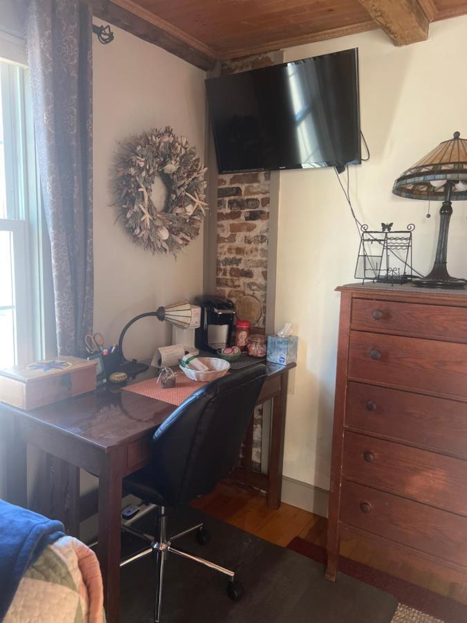 Hallowell Rooming House Екстериор снимка