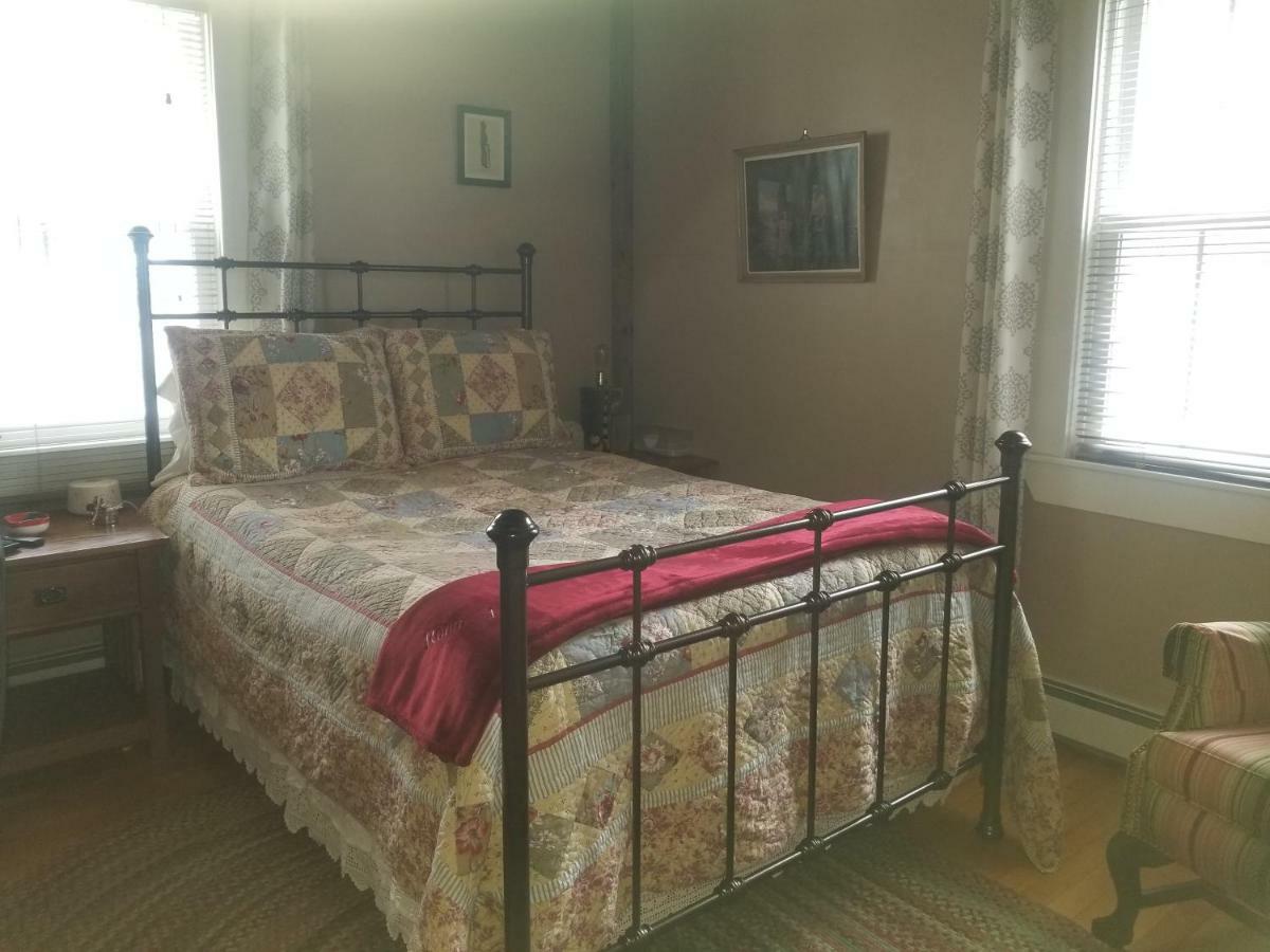 Hallowell Rooming House Екстериор снимка